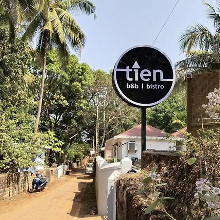 Tien B&B & Bistro Vagator Extérieur photo