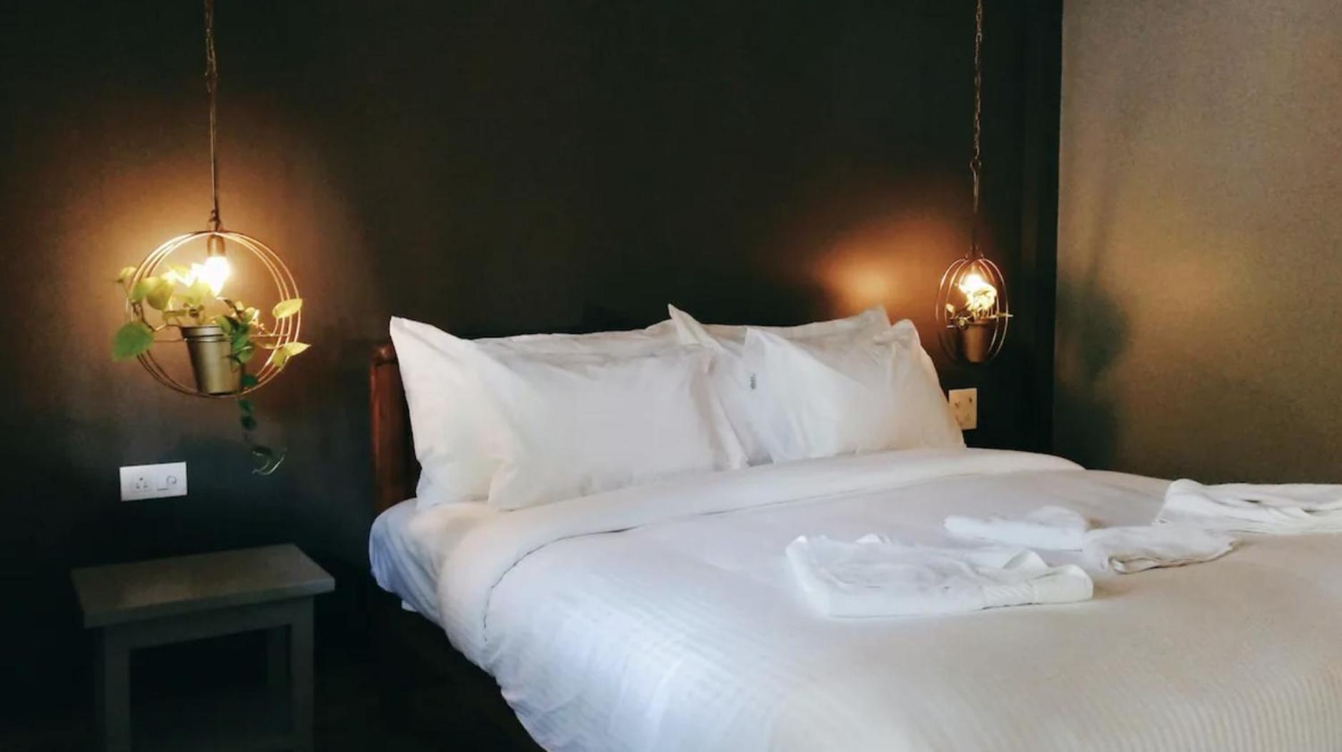 Tien B&B & Bistro Vagator Extérieur photo